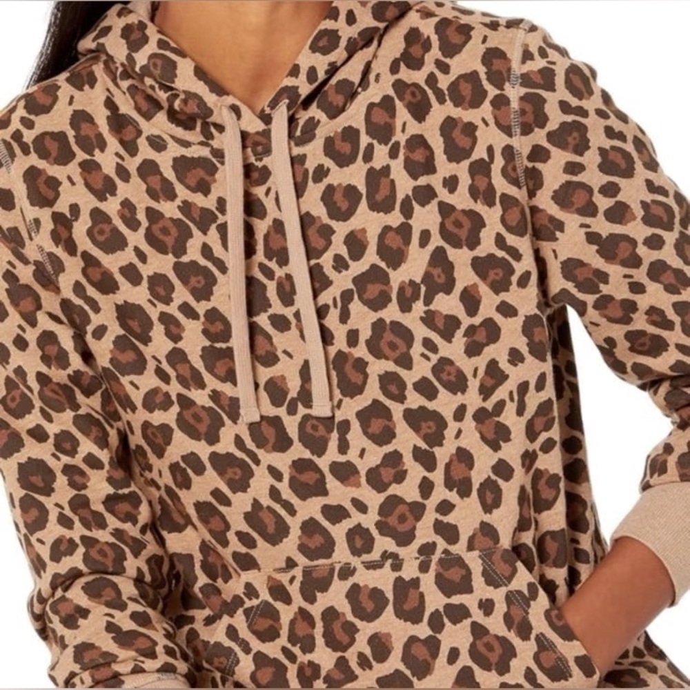 Amazon Essentials Brown Leopard Print Women's Hoo… - image 2